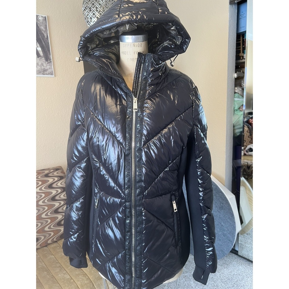 NWOT. MICHAEL KORS WOMEN'S QUILTED/PUFFER HIGH SHINE BLACK JACKET Hooded Sz M